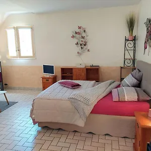 Holiday Near The Sea, Appartement